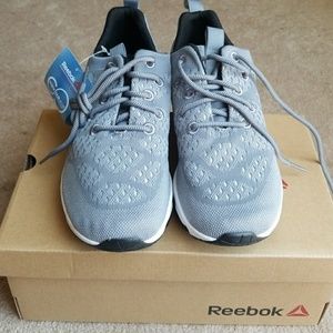 Women's Reebok shoe